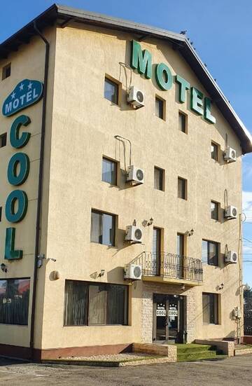 Фотографии Мотели MOTEL COOL г. Bărcăneşti (Румыния) №1 Фото Мотели MOTEL COOL г. Bărcăneşti 1
